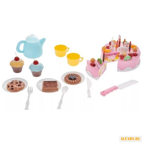 Набор продуктов с посудой