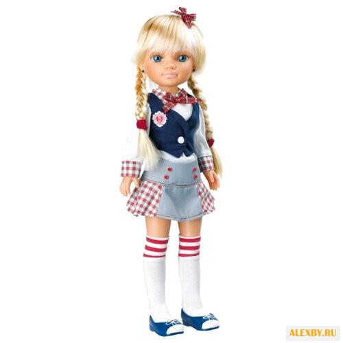 Кукла Famosa Нэнси в колледже